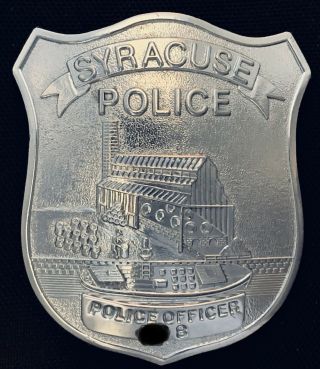 Obsolete Syracuse,  Ny 150 Year Police Officer Badge 1 Of 2500.