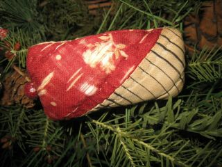 Primitive tiny Sampler Pillow Reindeer Pine Garland Early Quilt Folk Art X - MAS 3