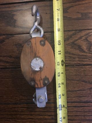 VINTAGE Single WHEEL WOOD PULLEY BLOCK AND TACKLE 2