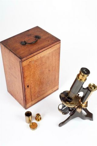 Vintage C1900 Brass Microscope With Case   19
