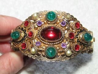 Vtg Art Deco Czech Red & Green Glass Filigree Hinged Bracelet Cuff