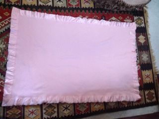 Vintage North Star Pink Blanket With Satin Trim