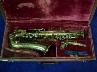 Vintage The Buescher Aristocrat Alto Saxophone Elkhart Indiana Usa,  Case