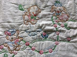 Darling Vtg White Hand Embroidered Baby Animals & Quilted Baby Quilt