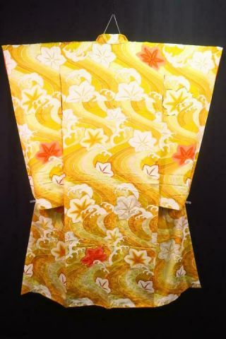 12v18454 Silk Vintage Tall Wide Japanese Kimono Furisode Dress Wave Maple Leaf