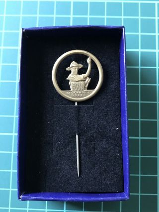 1935’s World Rover Scout Moot Participant Pin Badge
