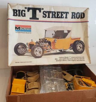 Monogram Big T Street Rod Car Model Kit 7507 1/8 Scale Vintage Ford Hot Rod