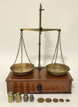 Antique Victorian Travelling Brass Apothecary Chemist Scales & Weights