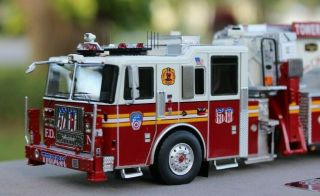 - Fire Replicas Fdny Seagrave Tower Ladder 58 - 1/50 Collectible
