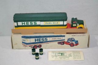 Vintage 1976 Hess Barrel Box Truck W Box