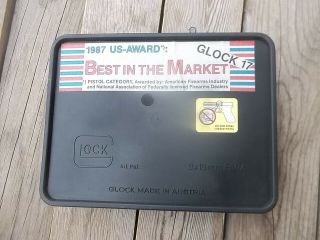 Glock Vintage Model G17 Tupperware Box 1987 Us Award Sticker & Accessories