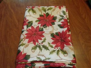 Christmas Table Cloth Red Poinsettas On A White Background 65 " X 82 "