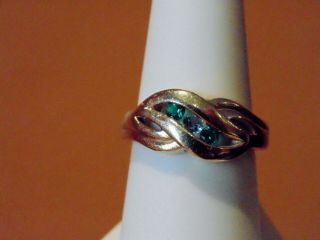 7 Grams.  Heavy Solid 14k Yellow Gold W/ Green & Blue Stones Ladies Ring Sz 8