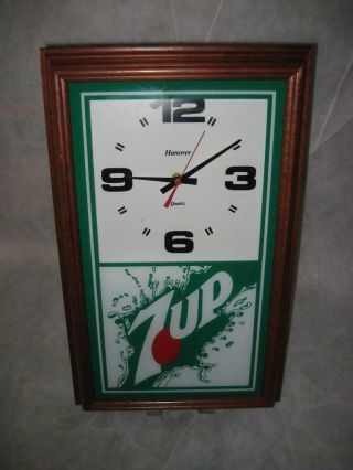 Rare Vintage Hanover Quartz Wood Framed 7 - Up Advertising Wall Clock Vgc