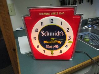 Vintage Schmidts Lighted Beer Clock Light Schmidt 