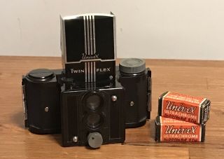 Vintage Univex Twin Flex Focusing Reflex Camera With 2 Films