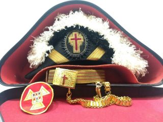 Vintage Masonic Knights Templar Chapeau,  Belt,  Fitted Hat Storage Carry Case