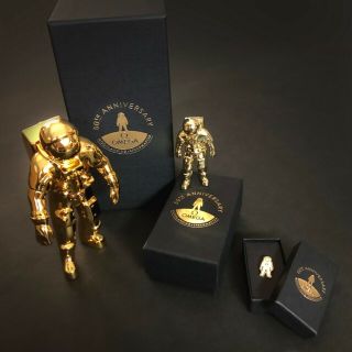 Omega Moon Landing 50th Anniversary Golden Astronaut 6 " Figure / Usb / Pin Badge