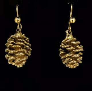 Victorian Earrings Gold Gilt Pine Cones Dangling Adorably Very Unique