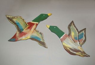 Old Vtg C 1930s Pair Folk Art Carved Wooden Duck Wall Hngers Paint