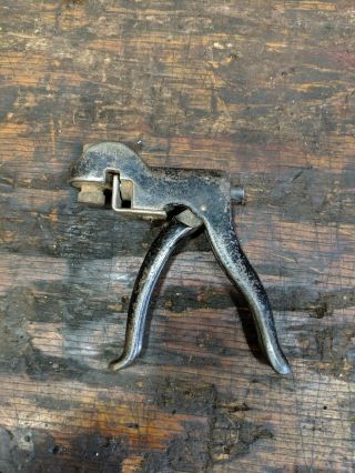Vintage Miller Falls Adjustable Pistol Grip Saw Tooth Set Setter - Model No.  214
