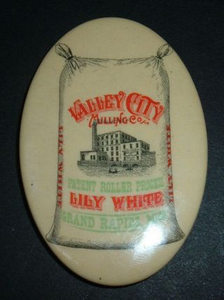 Vintage Valley City Milling Lily White Flour Grand Rapids Mich Pocket Mirror