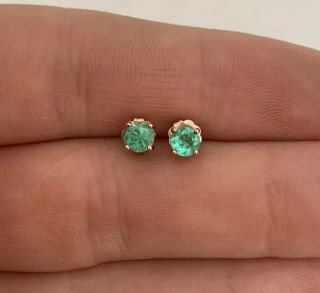 9ct Gold Emerald Stud Earrings 9k 375.