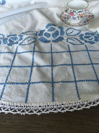 Vintage Handmade Blue And White Floral Cross Stitch Tablecloth Crocheted Lace 