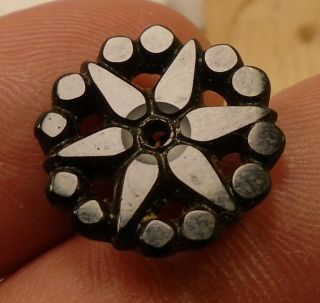 3/4 " Pierced Star Whistle Glassblack Antique Button 26:25