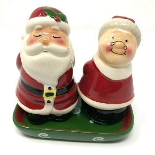 Publix Christmas Santa And Mrs Clause Salt And Pepper Shakers