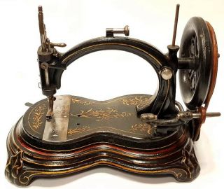 BEAUTY rare Antique miniature sewing machine GERMANIA decored circa 1870 GERMANY 3