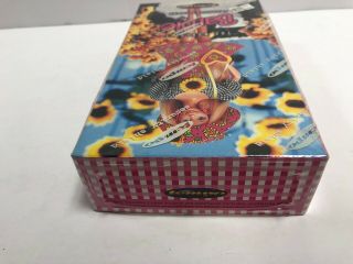 ULTRA RARE 1997 The World of BARBIE Doll Collector cards Box 5651 of 12000 3