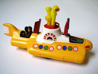 Corgi Toys BEATLES YELLOW SUBMARINE 1960 ' S Model 3