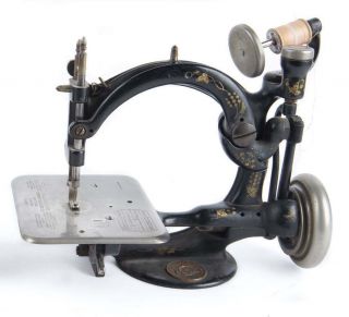 Antique Willcox & Gibbs Hand Crank Sewing Machine With Paint A487696