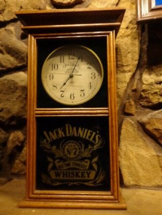 Jack Daniels Vintage " Old No.  7 " Tennessee Whiskey Oak Wall Clock