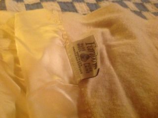 VTG 100 Wool Twin Faribo Blanket Off White /Ivory Satin Binding Twin 84 By 66 2