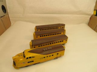 Vintage American Flyer O Union Pacific Streamline Locomotive & Passenger Toy Set