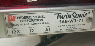 Vintage Federal Signal TWINSONIC 12X Rotating Firetruck Light Bar WITH SPEAKER 2