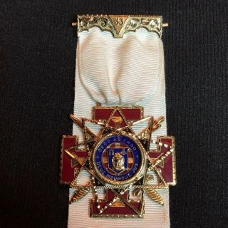 Rare Masonic 33rd Degree Scottish Rite Gold Jewel Medal 37.  2g.