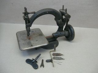 Antique Rare 1872 Willcox Gibbs 190353 Treadle Sewing Machine W/ Glass Tension