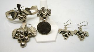 Vintage Sterling Silver Grape Jewelry Set Ring Bangel Earrings Pendant Brooch