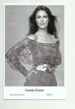 N543) Lynda Carter Swiftsure (351/76) Photo Postcard Film Star Pin Up