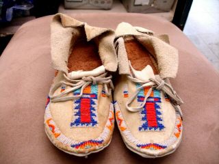 Vintage 1880s - 90s Native American Sioux Ceremonial Moccasins