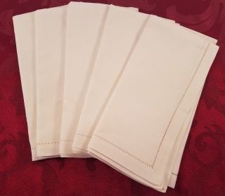 The White House Vintage Set Of 5 Ecru Linen Napkins With A Simple Cutwork Design