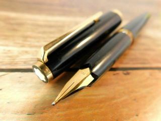 Montblanc No.  121 Fountain Pen Vintage Black Gold 18k - 750 Gold Nib M