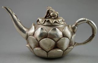Collectible Decorated Old Handwork Tibet Silver Carved Lotus Frog Tea Pot