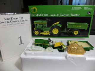 Ertl Precision Classic 1 John Deere Model 110 Lawn Garden Tractor W/trailer