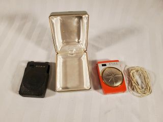 Vintage Sony 6 Transistor Radio Tr - 620 - Japan Leather & Snap Case