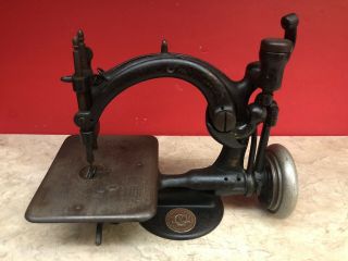 Antique Wilcox & Gibbs Cast Iron Sewing Machine - Or Restoration