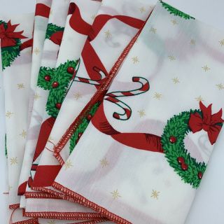 Vintage Cloth Christmas/holiday Napkins Set Of 8 Wreath Candy Canes 16 X 16